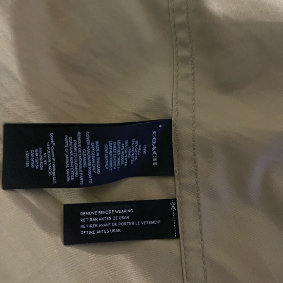 I am listing a men’s Coach trench coat size large - Picture 4 of 10